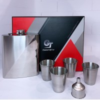 Подарочный набор GT Фляга / Рюмки / Лейка DH-2-2 Подарочный набор GT Фляга / Рюмки / Лейка DH-2-2