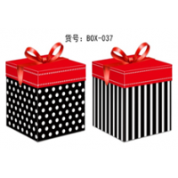 Подарочная коробочка-бокс разборная, 15x15x15см, 12шт/уп,  DV-2168 S