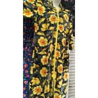 Халат женский велюр на молнии, размер 52-64, цвета и рисунки в ассортименте (размер на выбор)