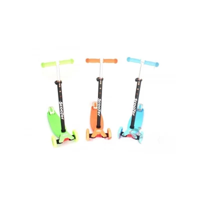 Самокат MG008A