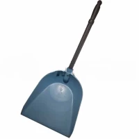 Мусорный совок пластиковый с черной ручкой