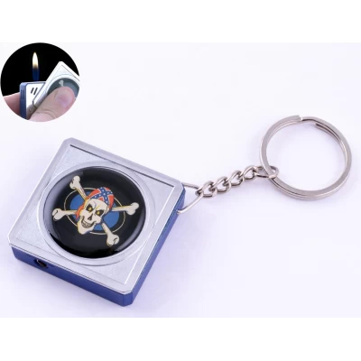 Зажигалка карманная-брелок квадрат Черный Роджер №2312-6