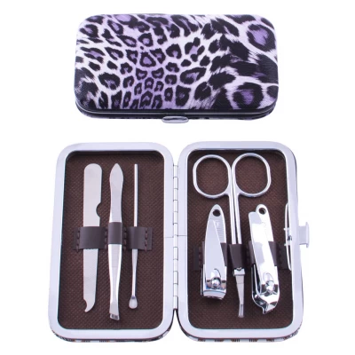 Маникюрный набор 6 инструментов №696С