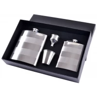 Подарочный набор фляги / лейка/ стопки DH-5-1