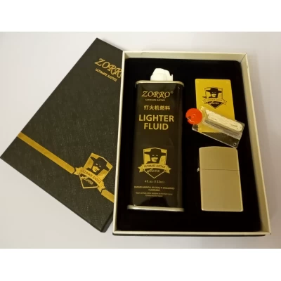 Подарунковий набір з бензиновою запальничкою (бензин/запальничка/кремінь/фітіль) Zorro HL-185 Подарунковий набір з бензиновою запальничкою (бензин/запальничка/кремінь/фітіль) Zorro HL-185