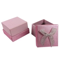 Подарочная коробка ювелирная 5 х 5 3,5см розовая (J00319 pink)