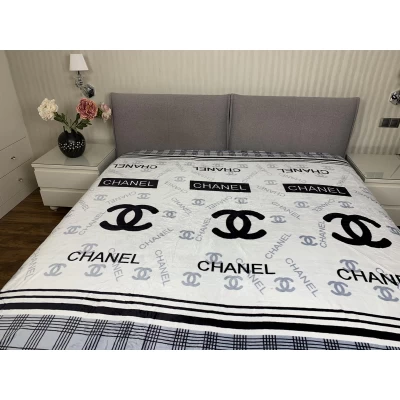 Плед микрофибра полированный Брендовый Chanel светлый (200*220)