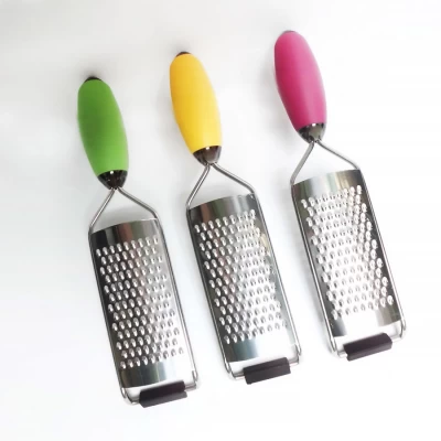 Терка с силиконовой ручкой Maestro MR-1173