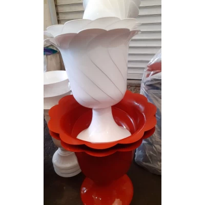 Пластмассовый горшок на ножке Тюльпан 19 см, Пластмассовый горшок на ножке Тюльпан 19 см,