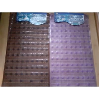 Противоскользящий коврик в ванную на присосках 69х35см