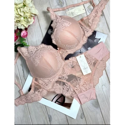 Комплект нижнего белья на корректоре В 2018, C 2018