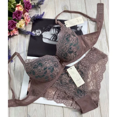 Комплект нижнего белья на поролоне С 998