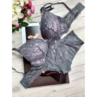 Комплект нижнего белья на небольшом поролоне С 8106