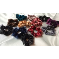 Резинка велюр, прозрачный кант, диам. 9 см, среднего размера