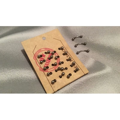 Пирсинг бровь