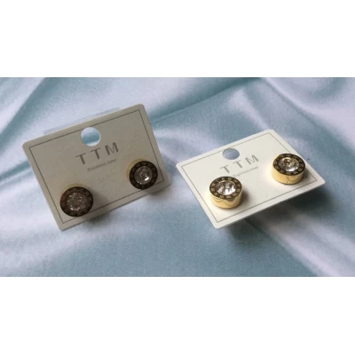 Серьги гвоздики, бренд