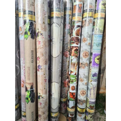 Клеёнка ЛЮКС ТРЁХСЛОЙНАЯ ГЛЯНЦЕВАЯ НА ТКАНИ 20М Клеёнка ЛЮКС ТРЁХСЛОЙНАЯ ГЛЯНЦЕВАЯ НА ТКАНИ 20М