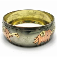 Браслет медный Слоны (d внутренний 6,8 см ,d наружный 7,5 см)