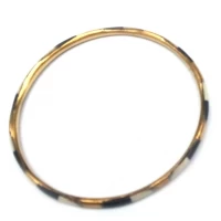 Браслет медный с бело-черными костяными вставками  (d-7 см, ширина 4 мм)