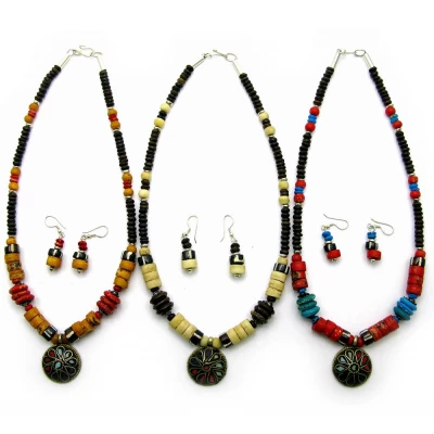 Ожерелье с кулоном + серьги Ожерелье с кулоном + серьги