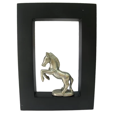 Картина с бронзовой фигурой Лошадь (21x15) (Индонезия) Картина с бронзовой фигурой "Лошадь" (BF 08) (21x15) код 19087