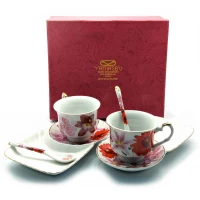 Сервиз фарфор (170 мл)(2C1229) 2 чашки + 2 блюдца Цветы (h-6,5 см,d-8,5см,блюдце 21х12 см)