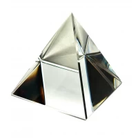 Пирамида хрустальная (8х8х8 см)