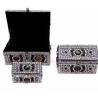 Сундуки с камнями набор (3шт)(33х23х23 см 27х17х17 см 18х11х11 см)