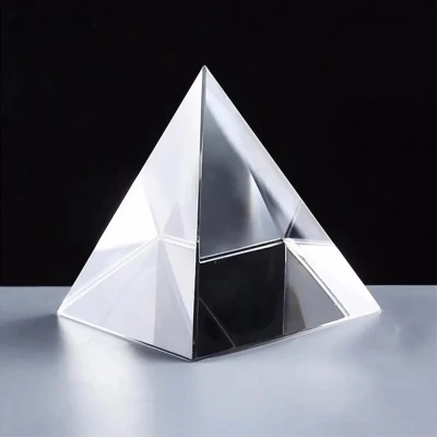 Пирамида хрустальная (9х9х9 см)
