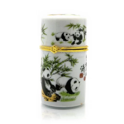 Футляр для зубочисток Панды (8х4х4 см) Футляр для зубочисток "Панды" (8х4х4 см)(336A) код 23284