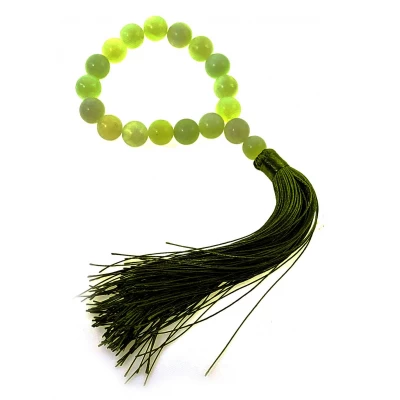 Четки нефритовые (Ø=1,2 см19 см)(17 бусин) Четки нефритовые (19 см) код 23846