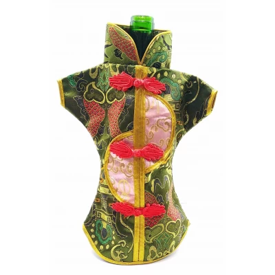 Чехол на бутылку Рубашка (28х25 см) Чехол на бутылку "Рубашка" (28х25 см) код 24005