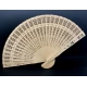 Веер деревянный резной  (21,5 см)