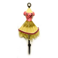 Вешалка-ключница для одежды Манекен розовый (28х13х13 см)