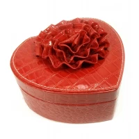 Шкатулка для бижутерии Сердечко красная (17,5х18,5х11 см)