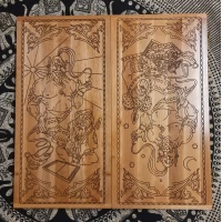 Нарды с узором,фасад из  массива  дерева (56х27,5х5 см)