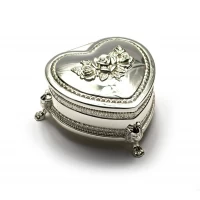 Шкатулка для украшений Сердечко (8х7,5х3,5 см)Серебро.