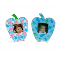 Магнит на холодильник  Фоторамка Яблоко (10х8,5 см)