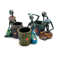 Африканка с корзиной, подставка под ручки(16х12,5х9см)