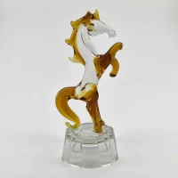 Конь хрустальный коричневый (10х4х4,2 см)
