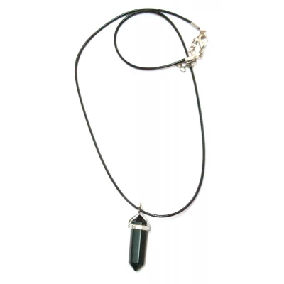 Ожерелье с кулоном из камня