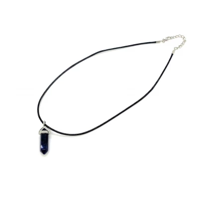 Ожерелье с кулоном из камня