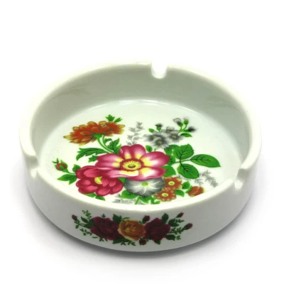 Пепельница керамическая (10,5х10,5х3 см) код 28089