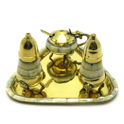 Солонка ,перечница ,горчичница бронза с перлам (н-р 3 шт)(17,5х12,5х9 см) Солонка ,перечница ,горчичница бронза с перлам (н-р 3 шт)(17,5х12,5х9 см)(Salt & Peper set 3 Ps MOP) код 28321