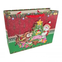 Пакет подарочный  с апликацией Снеговик с елкой красный (36х27 см)