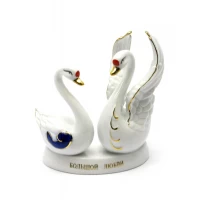 Статуэтка Лебеди пара фарфор (13,5х12х5 см)