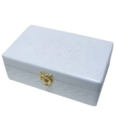 Шкатулка белая Кружева массив дерева (20,5х12,5х8 см)