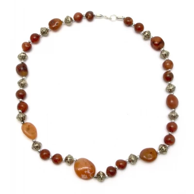 Ожерелье из агата и металла (28 см)