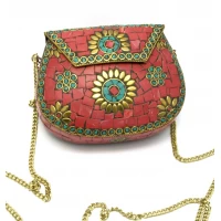 Сумочка бронзовая с кораллами и бирюзой красная (13.5х10х5 см)