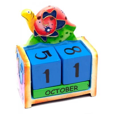 Вечный календарь Черепаха дерево (14,5х10,5х5 см) Календарь настольный 'Черепаха' дерево (14,5х10,5х5 см)